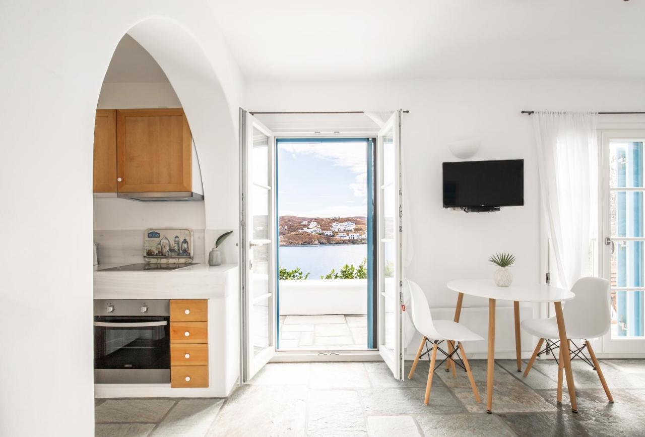 Fos Suites Loutrá Exteriör bild